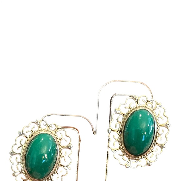 Vintage 925 Sterling silver Mexico filagree fancy oval Green Agate earrings - Picture 5 of 7